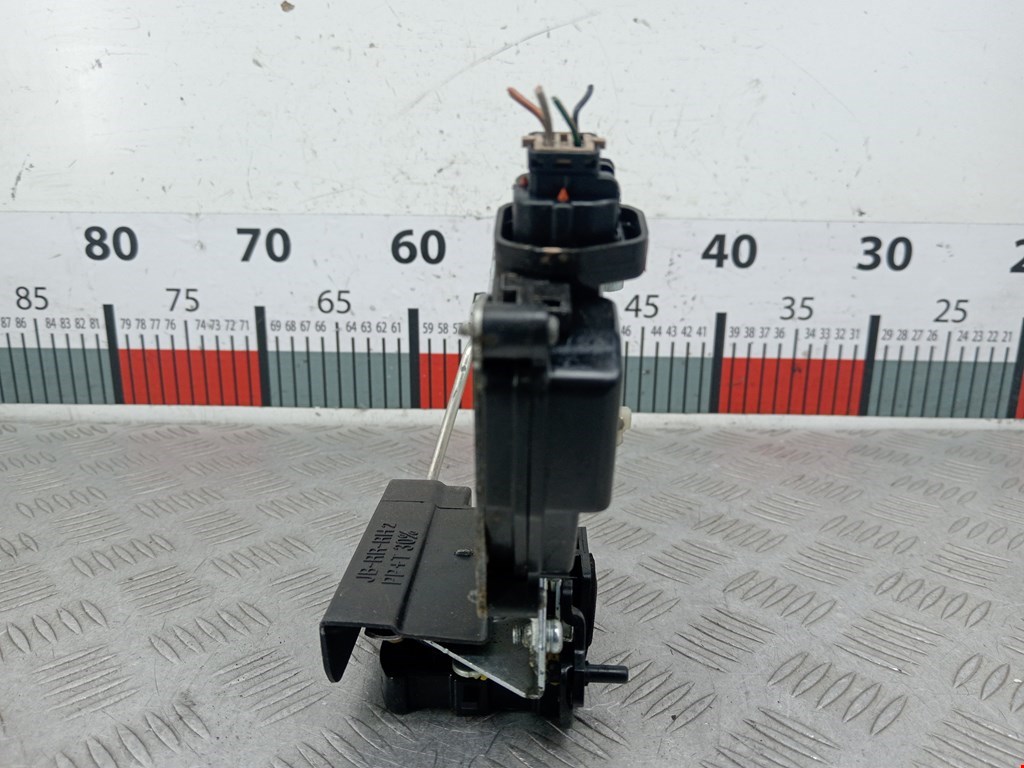 Замок двери задней правой KIA Rio II 2005-2011