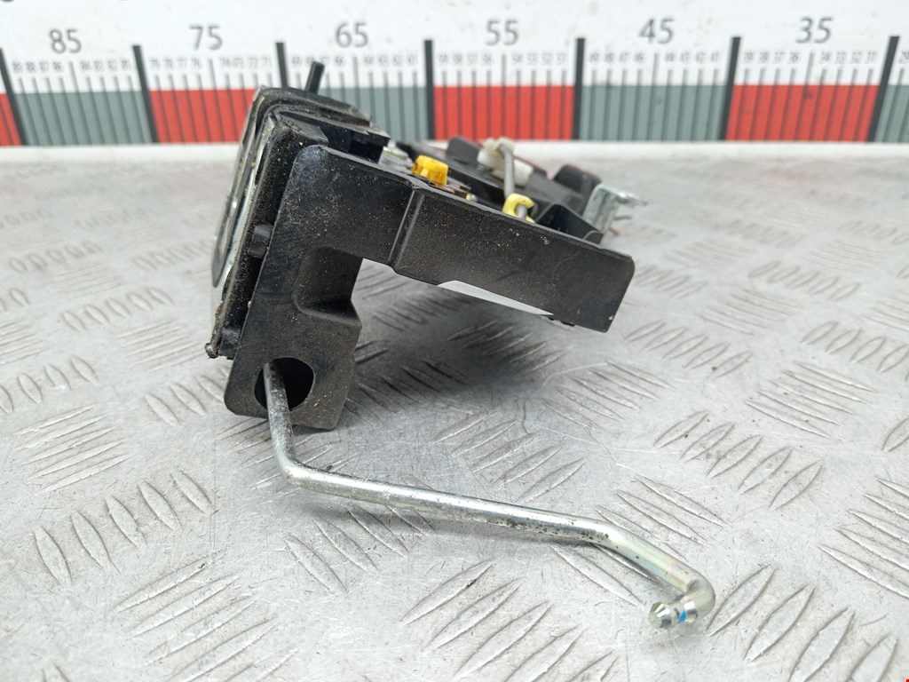 Замок двери задней правой KIA Rio II 2005-2011