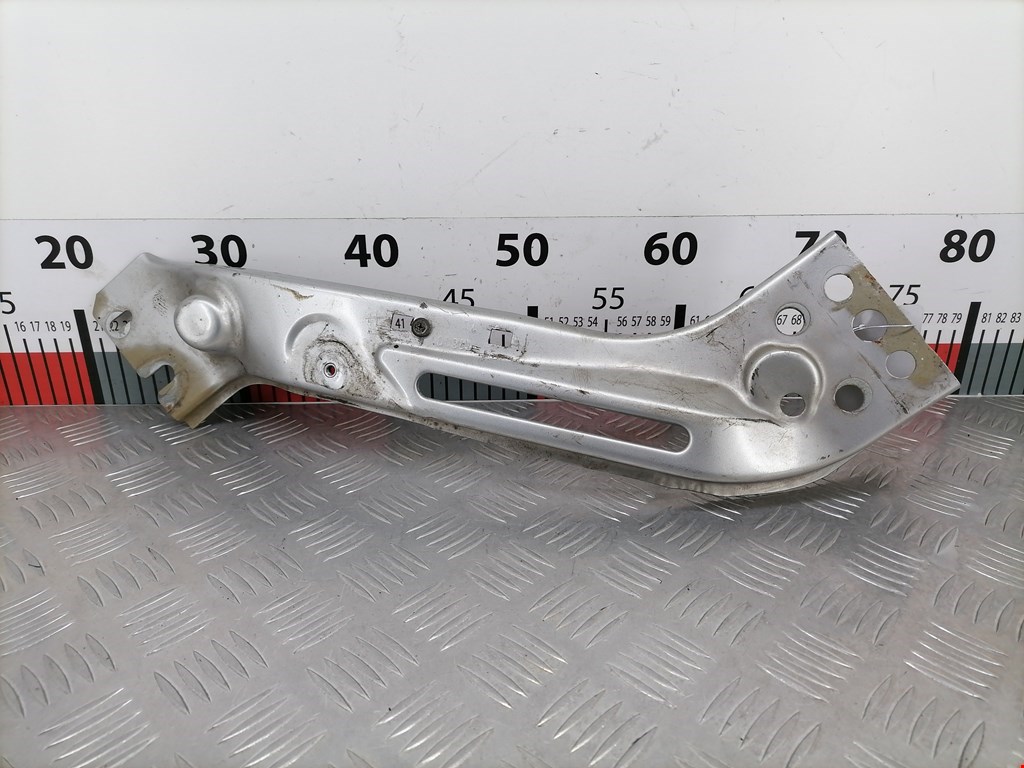 Кронштейн фары правый CITROEN C8 2002-2014