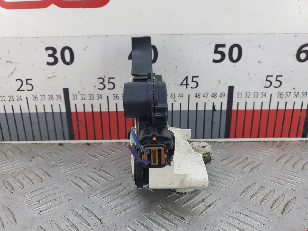 Замок двери передней левой MITSUBISHI Grandis 2003-2011