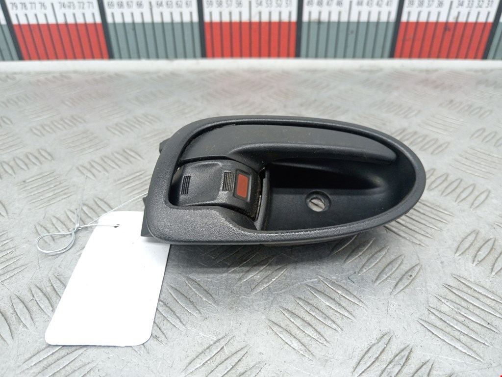 Ручка двери внутренняя передняя правая Toyota Yaris 2 (2005-2011)