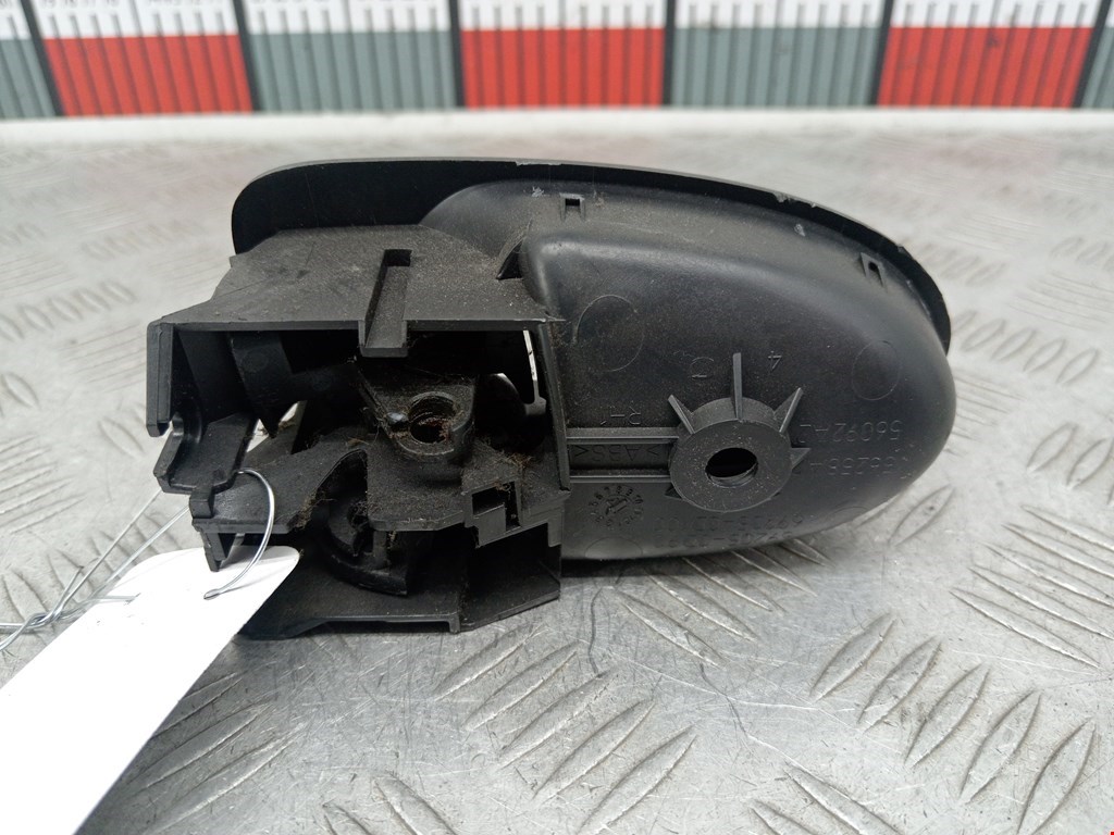 Ручка дверная передняя внутренняя правая TOYOTA Yaris II XP50 2005-2011