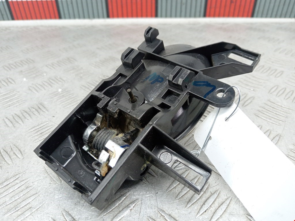 Ручка дверная передняя внутренняя правая NISSAN Note E12 2013-2020