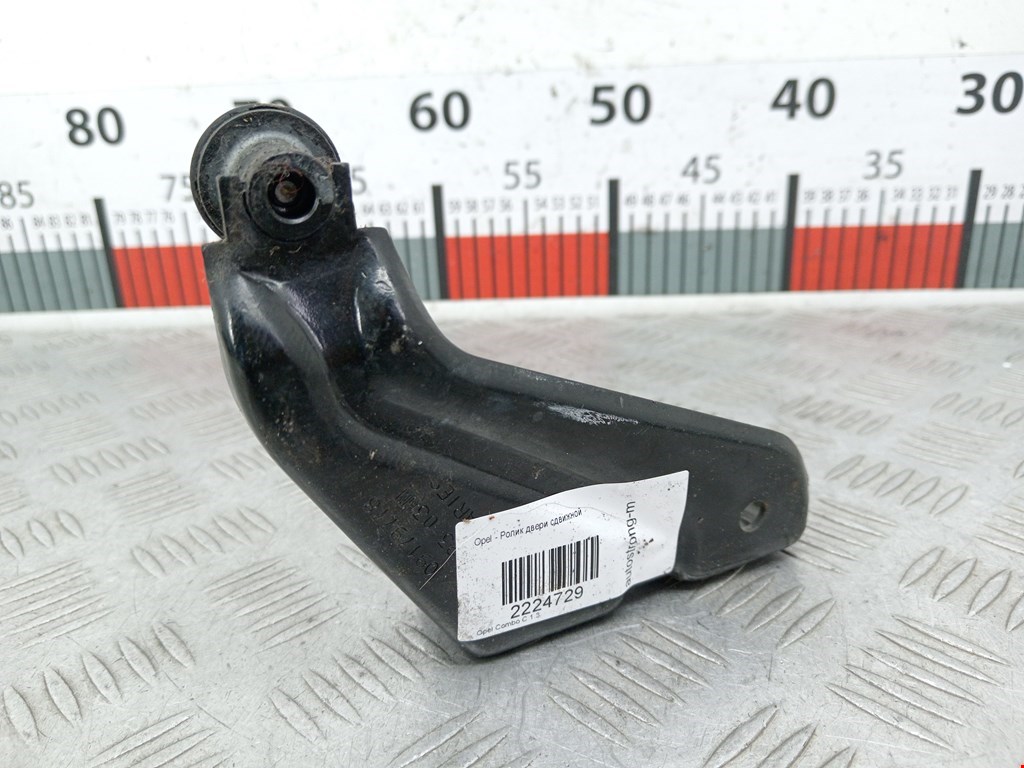 Ролик двери сдвижной (левый/правый средний верхний/нижний) OPEL Combo C 2001-2011