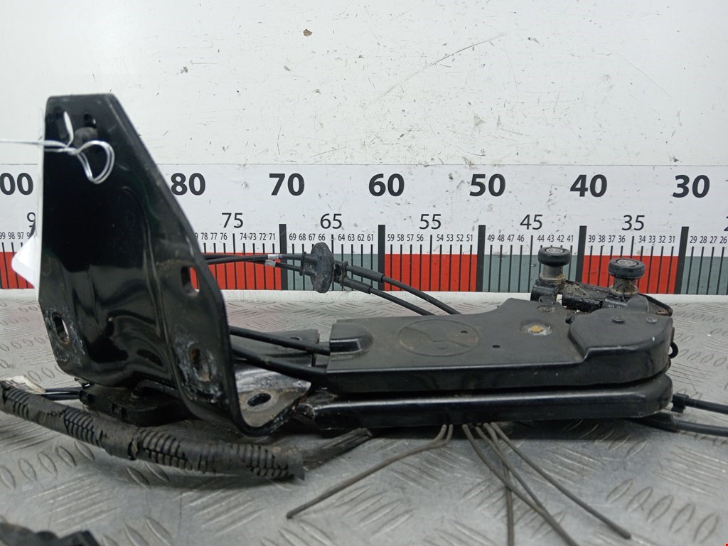 Ролик двери сдвижной (левый/правый средний верхний/нижний) KIA Carnival II 2006-2014