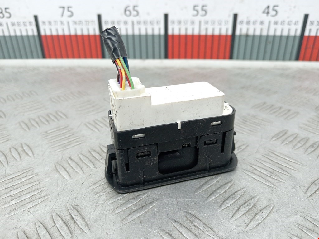 Кнопка стеклоподъемника MAZDA Mazda 5 CR 2005-2010