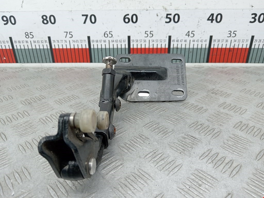 Ролик двери сдвижной (левый/правый средний верхний/нижний) MERCEDES-BENZ Vaneo 2001-2005