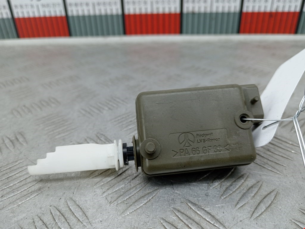 Активатор замка двери RENAULT Kangoo 2008-2021