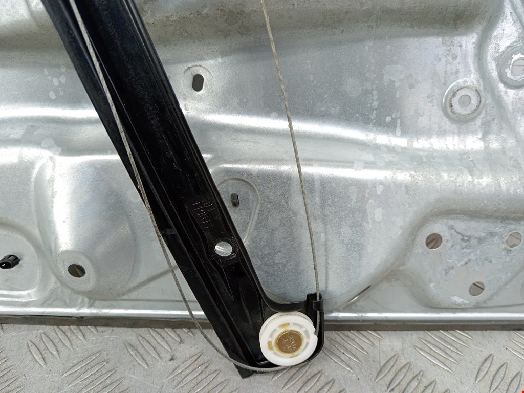 Стеклоподъемник задний правый VOLKSWAGEN Bora 1998-2005