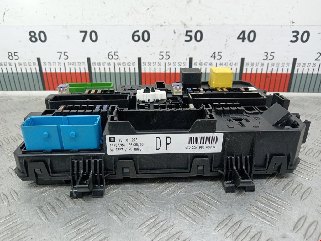 Датчик уровня в бачок омывателя OPEL Astra H/Family 2004-2015