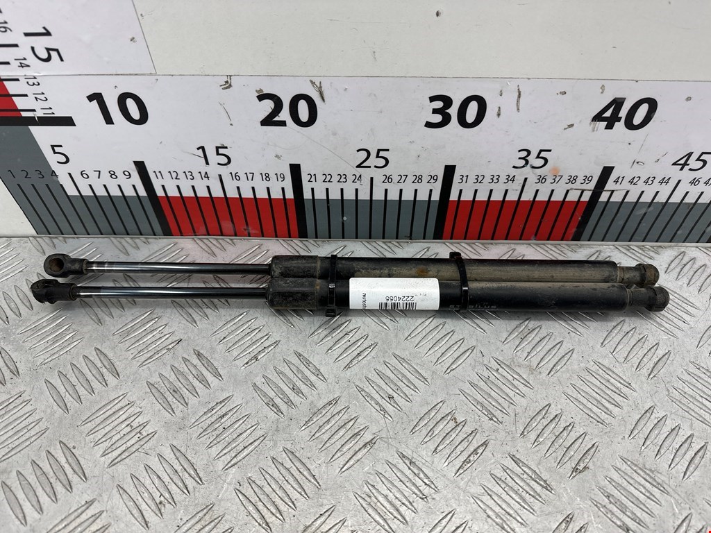 Амортизатор стекла багажника Rover 75 (1999-2005)