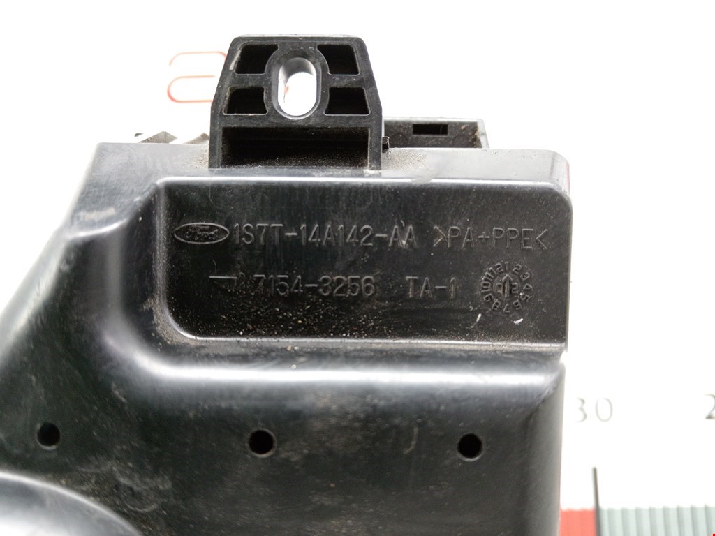 Датчик уровня в бачок омывателя FORD Mondeo III 2000-2007