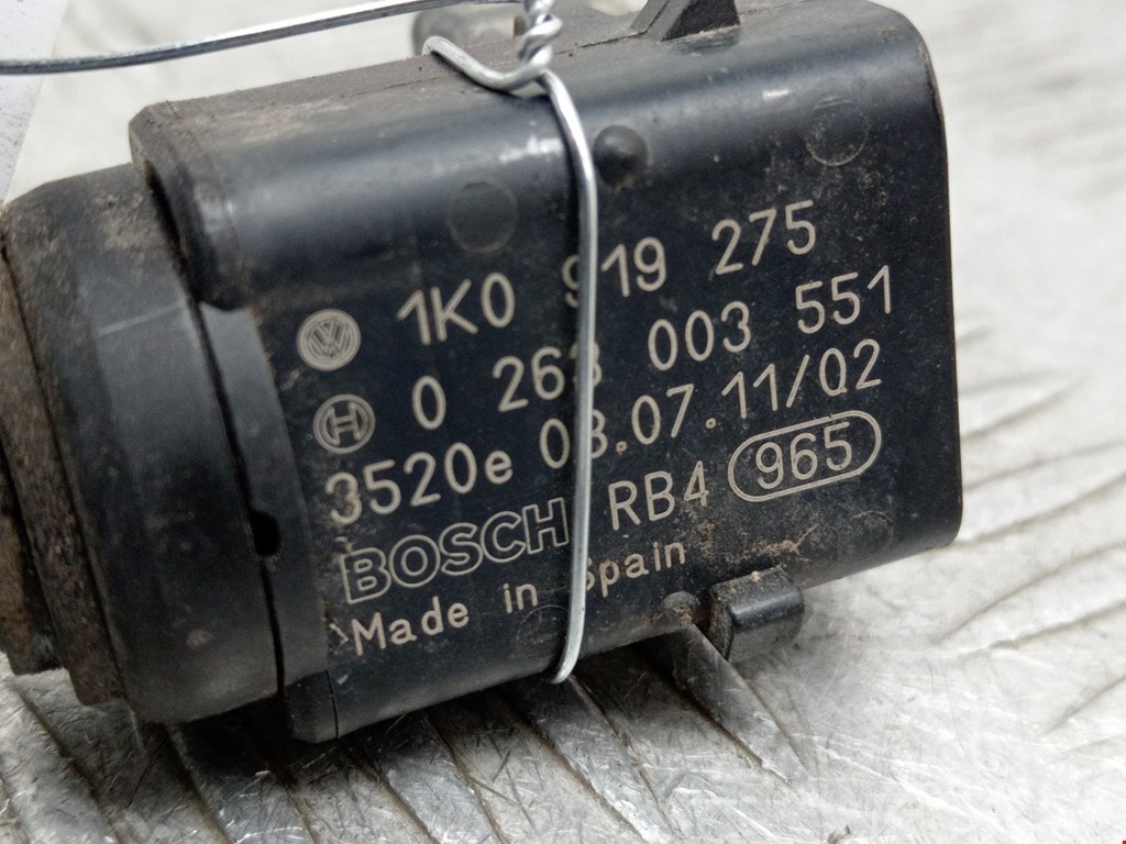 Датчик парковки VOLKSWAGEN Touareg 2002-2010