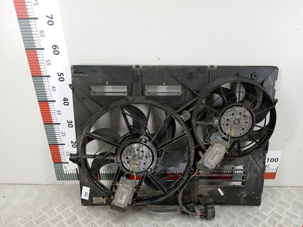 Вентилятор радиатора основного VOLKSWAGEN Touareg 2002-2010
