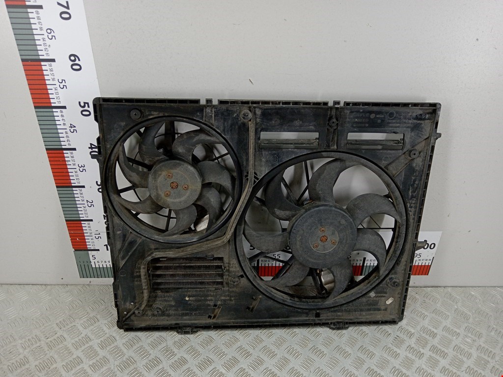 Вентилятор радиатора основного VOLKSWAGEN Touareg 2002-2010