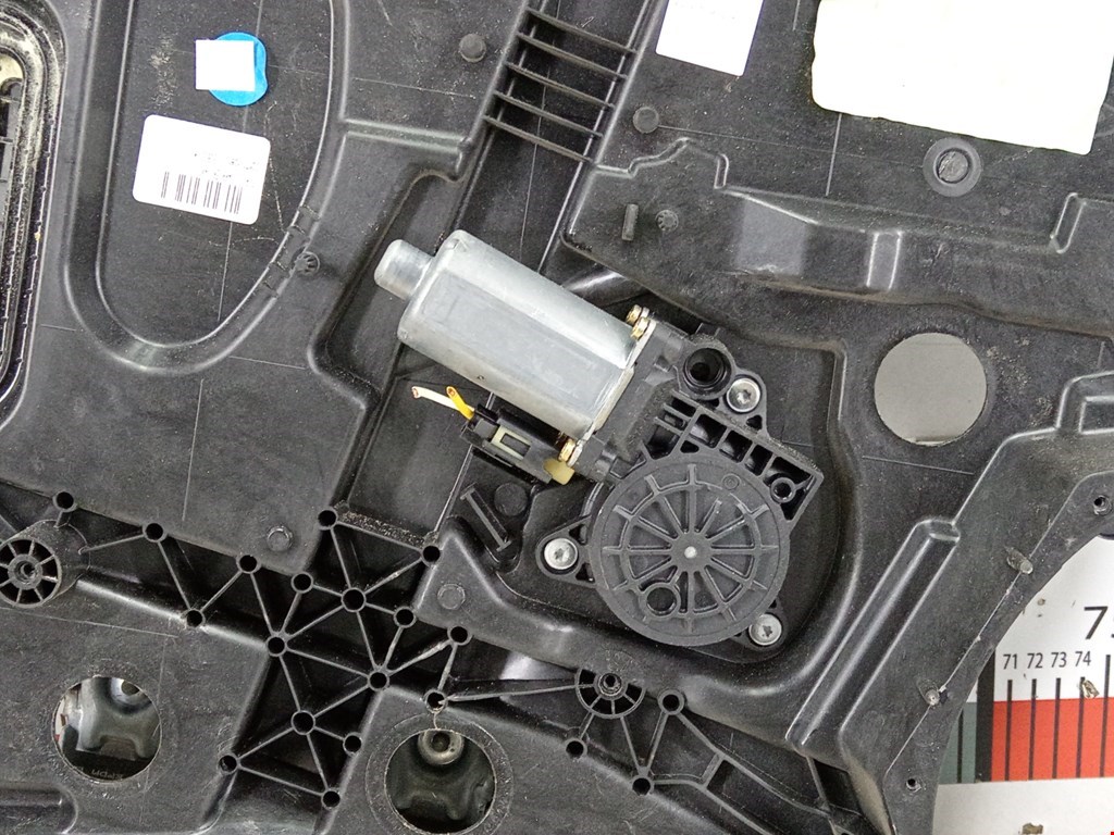 Стеклоподъемник передний правый FORD Fusion 2002-2012