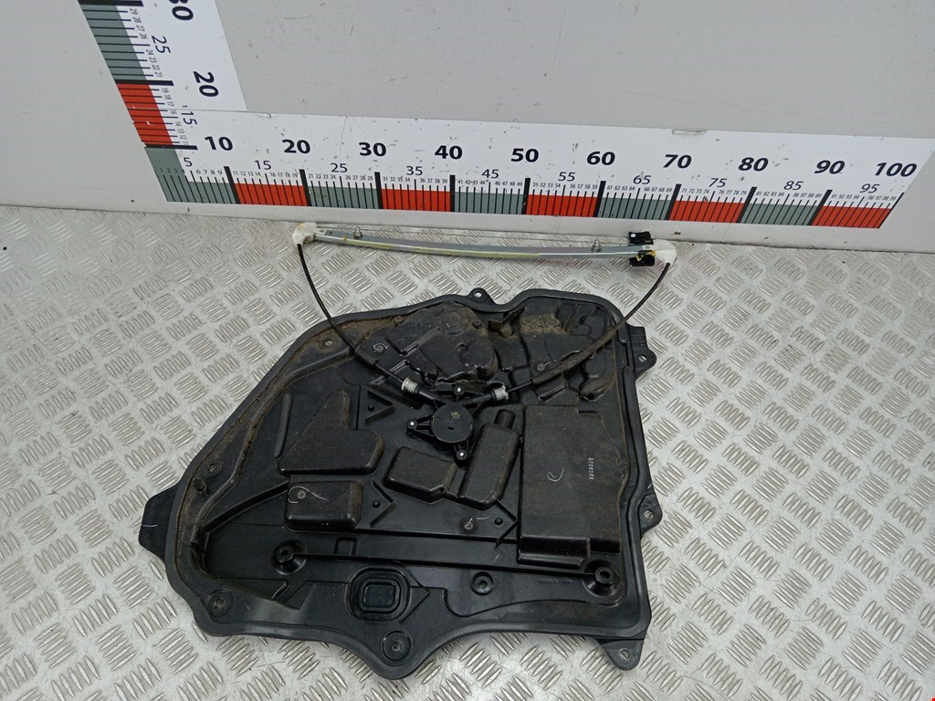 Стеклоподъемник задний левый MAZDA Mazda 5 CR 2005-2010