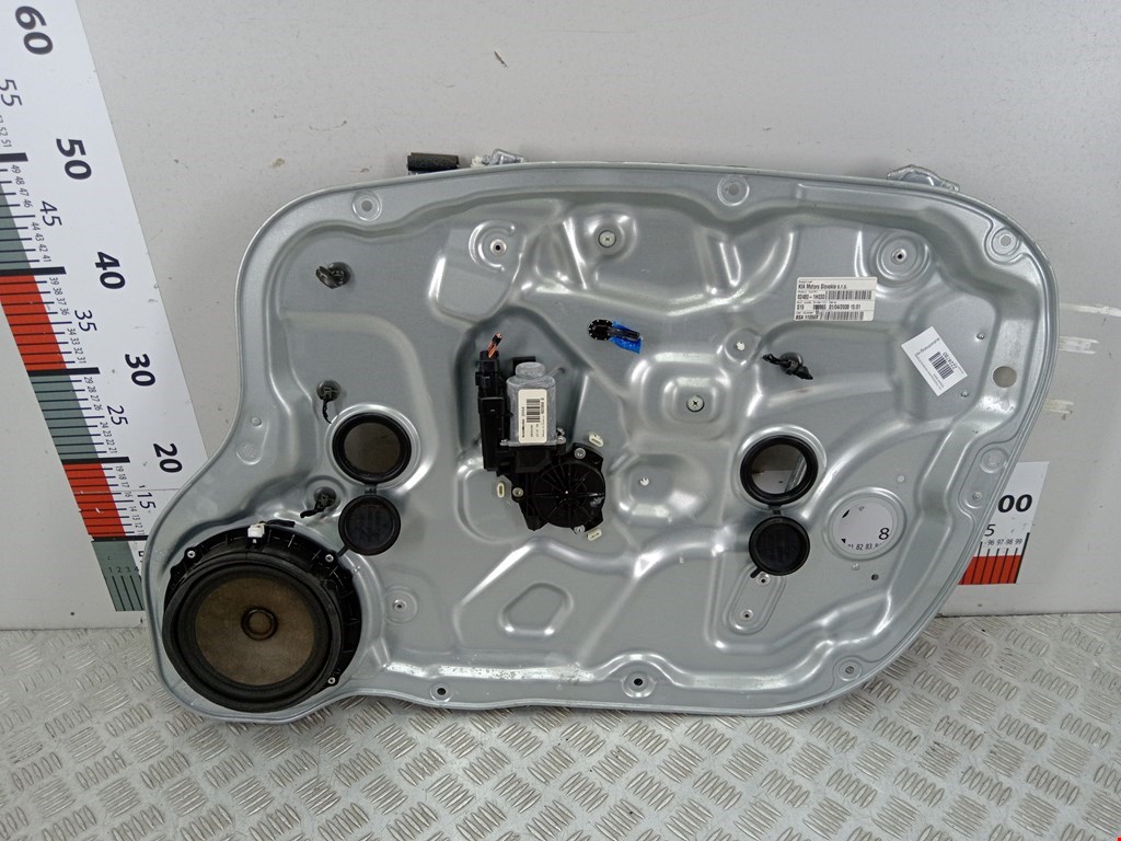 Стеклоподъемник передний правый KIA Cee'd I 2006-2012