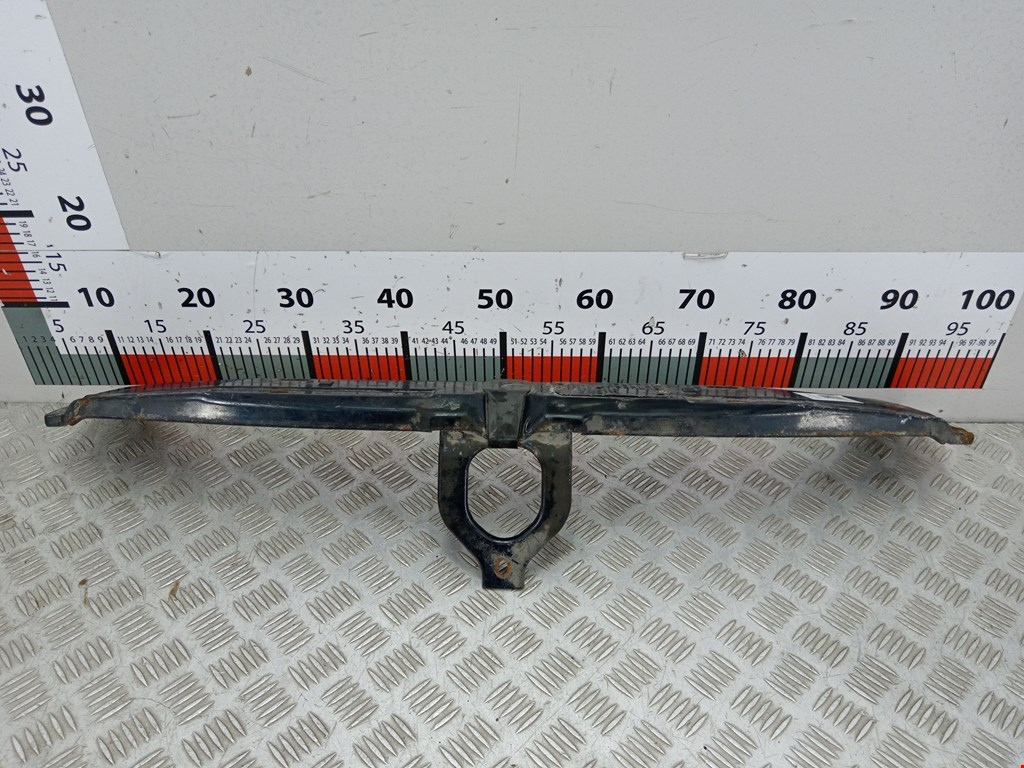 Рамка капота Mercedes E-Class (W210) (1995-2003)