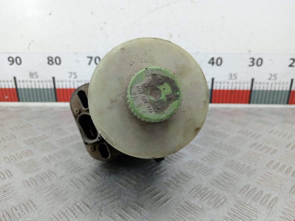 Насос гидроусилителя руля (ГУР) VOLKSWAGEN Polo IV 2001-2009