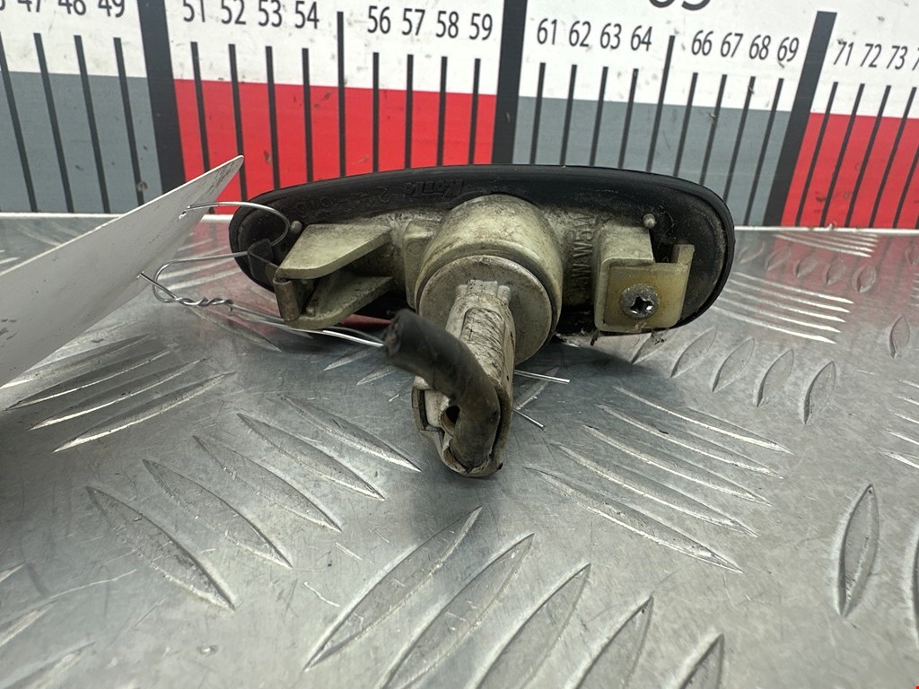 Повторитель на крыло MAZDA Xedos 6 1992-1999