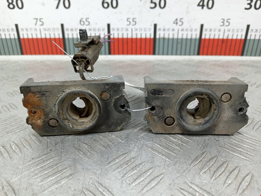 Замок капота LAND ROVER Range Rover 1994-2002