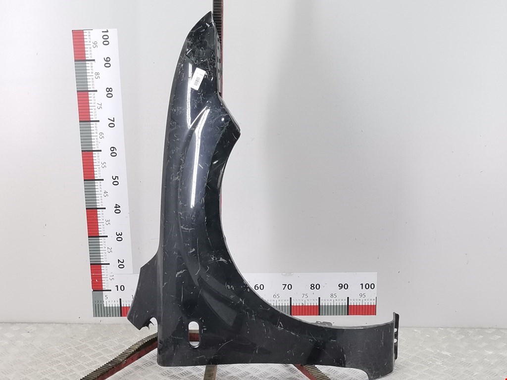 Крыло переднее правое FORD Focus II 2005-2011