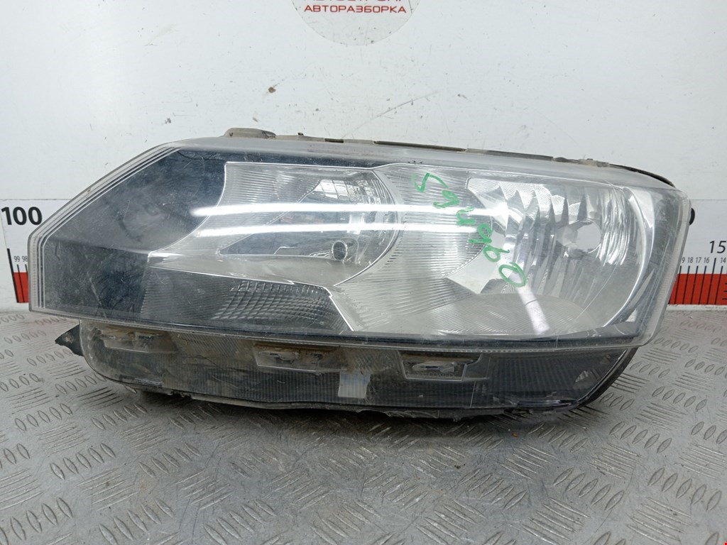 Фара левая Skoda Rapid (2012-2020)