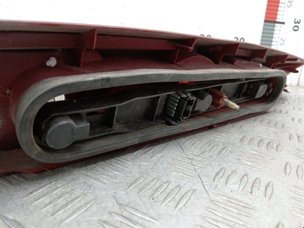 Фонарь задний правый RENAULT Kangoo 1997-2008