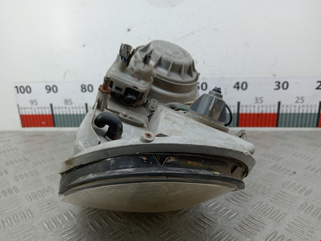 Фара правая KIA Carnival I 1999-2005