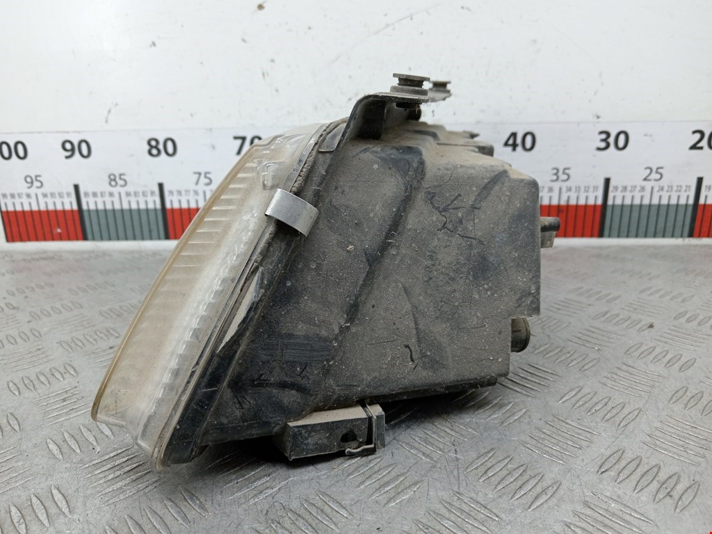 Фара правая VOLKSWAGEN Passat B5 1997-2005