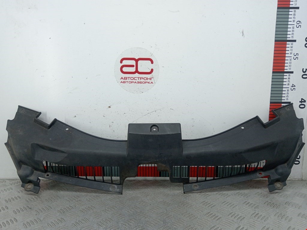 Накладка декоративная (на рамку радиатора) Opel Antara (L07) (2006-2017)