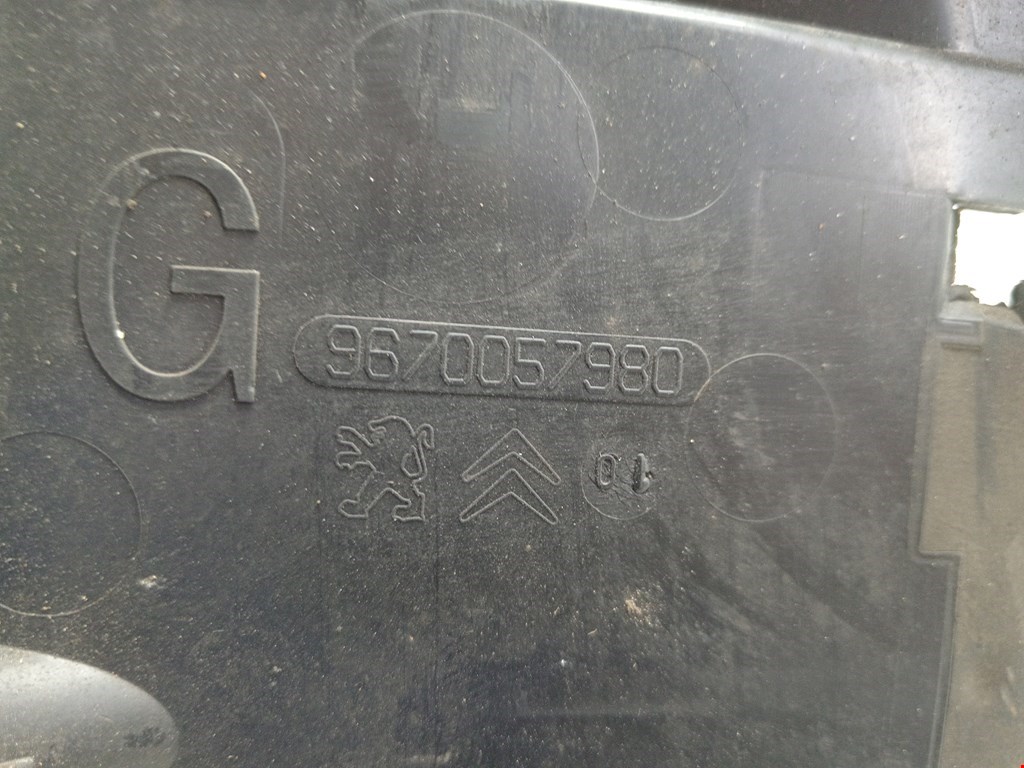 Воздуховод PEUGEOT 3008 2009-2016