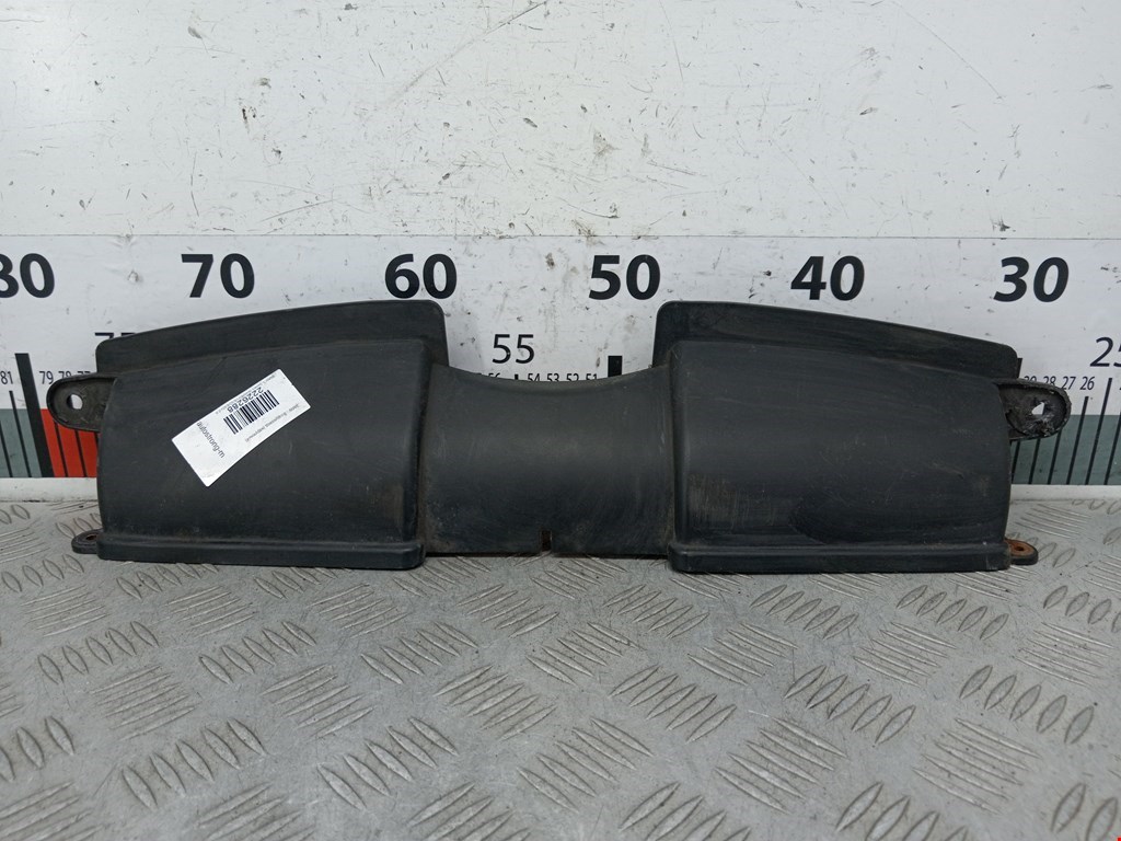 Воздуховод BMW 3er E90/E91 2005-2012