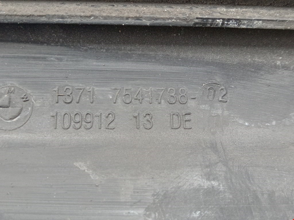 Воздуховод BMW 3er E90/E91 2005-2012