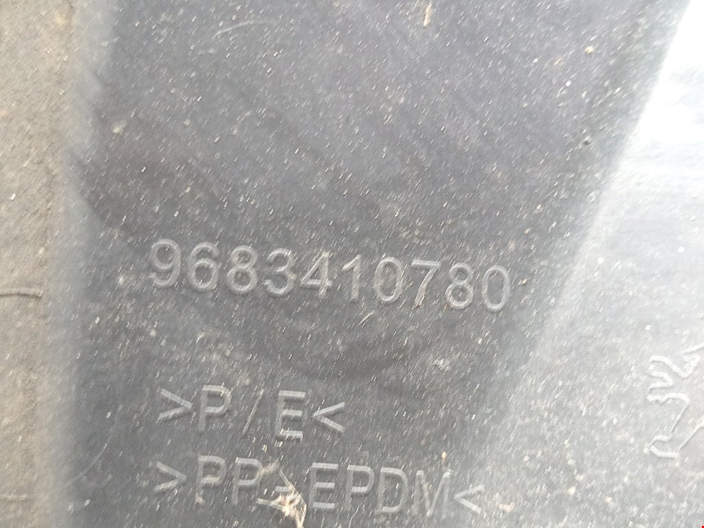 Воздуховод PEUGEOT 3008 2009-2016