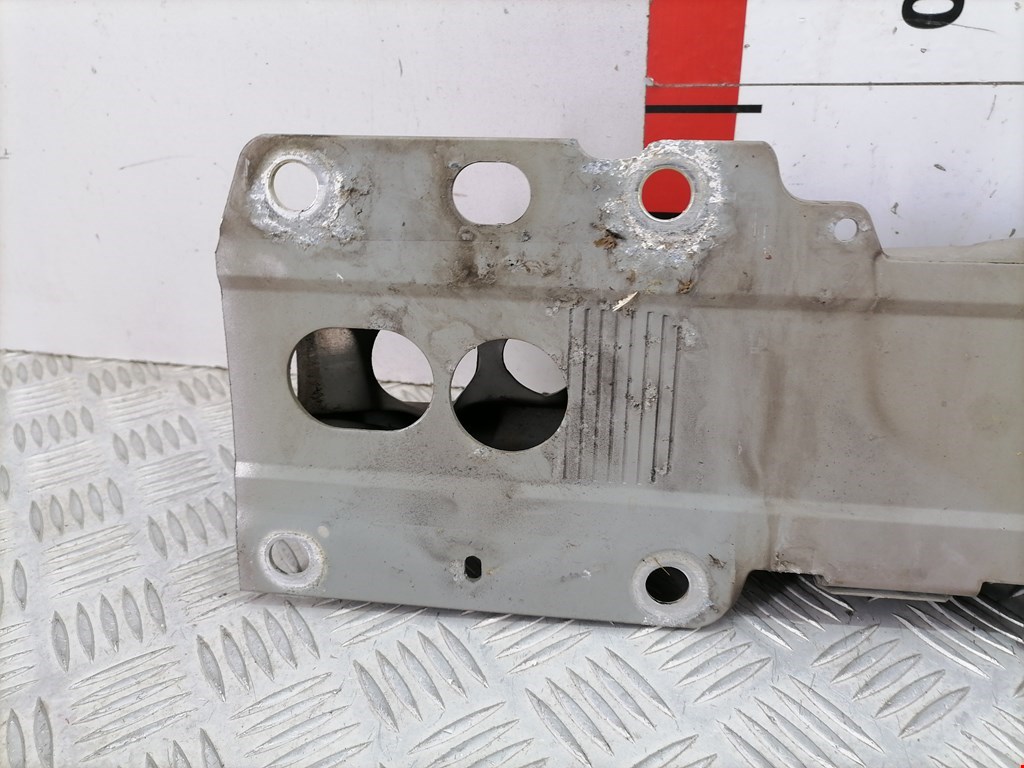 Усилитель переднего бампера (передний) VOLVO V70 III 2007-2016