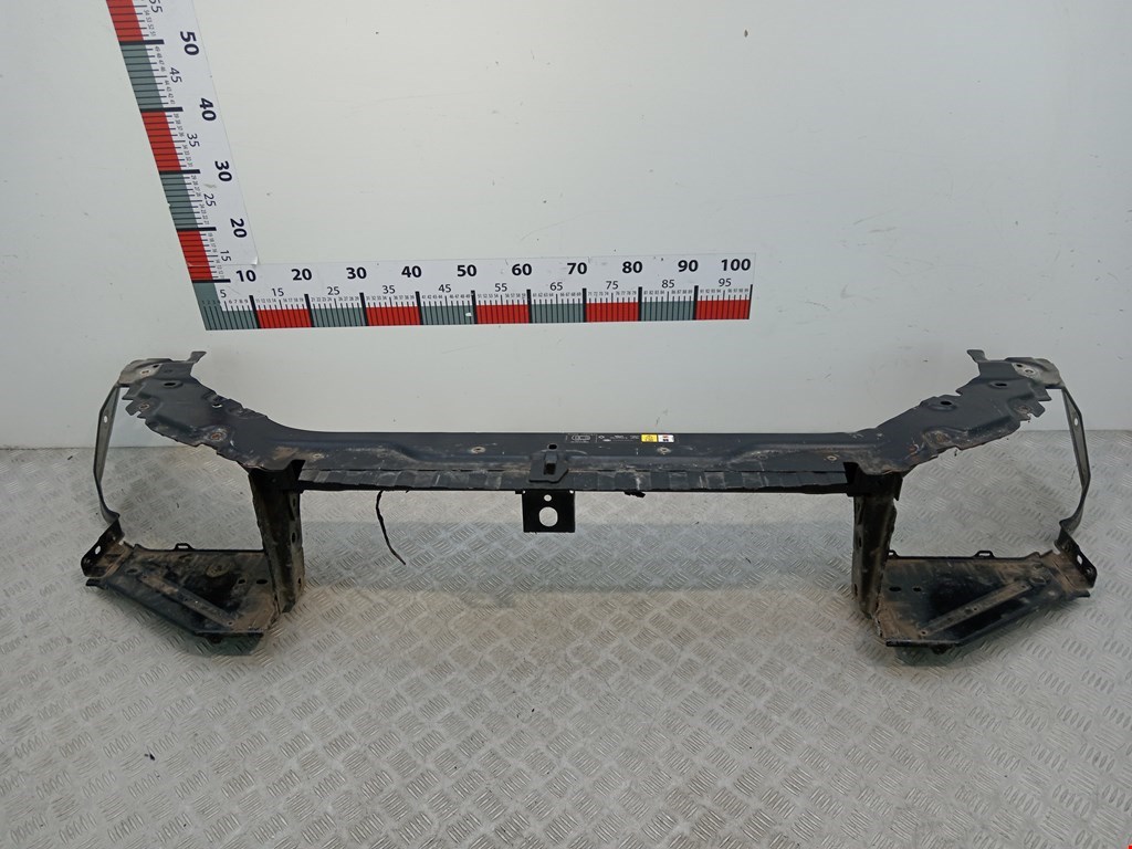 Панель передняя (передняя монтажная панель рамка передняя телевизор) Land Rover Freelander 2 (2006-2014)