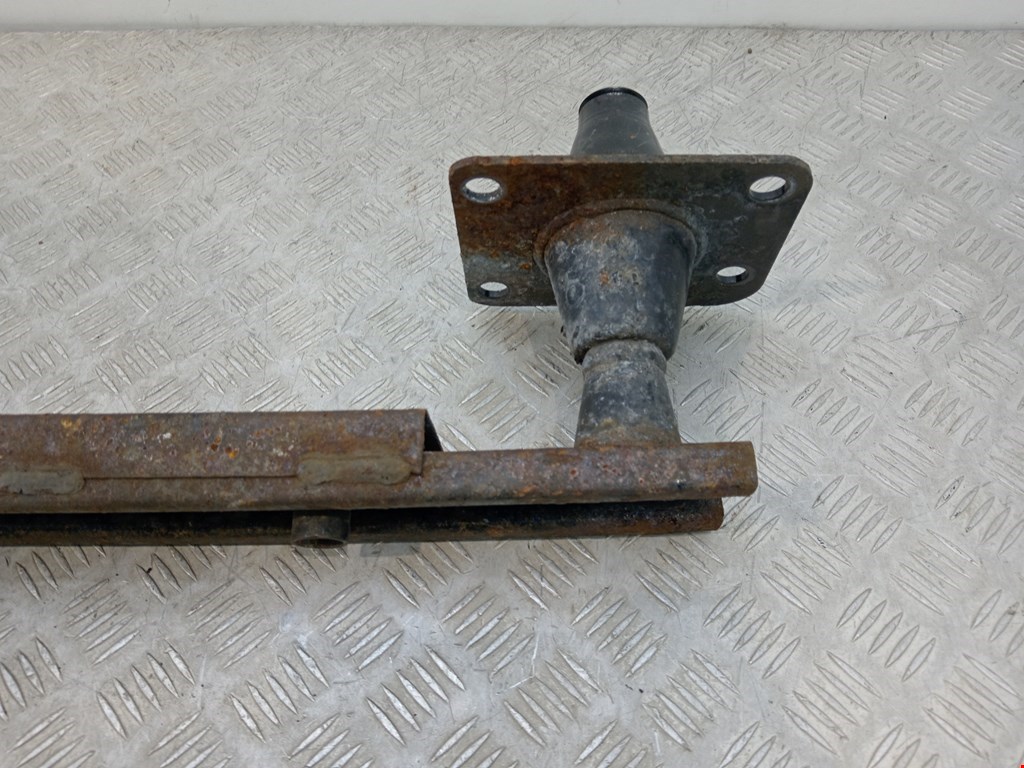 Усилитель переднего бампера (передний) PEUGEOT 3008 2009-2016