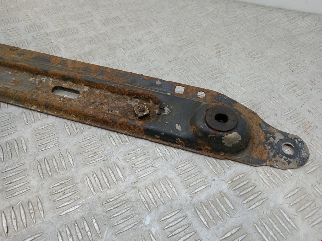 Балка подрадиаторная PEUGEOT 3008 2009-2016