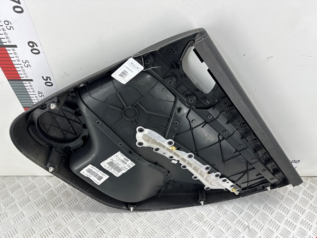 Обшивка двери задняя левая PEUGEOT 308 2007-2015