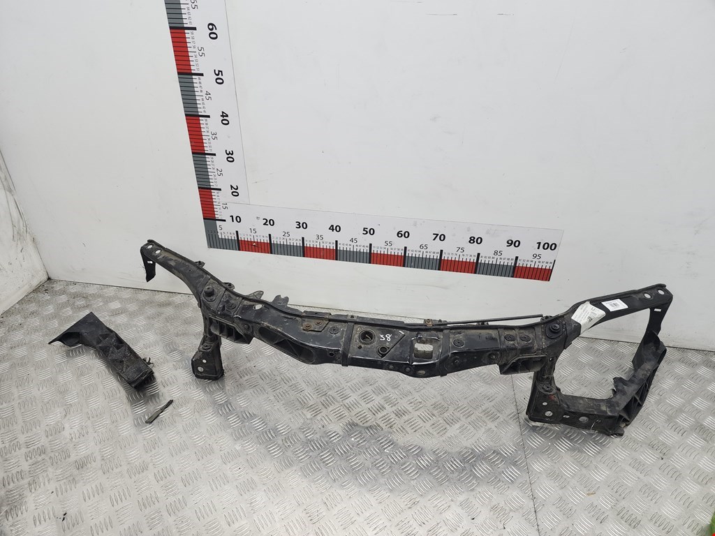 Панель передняя (передняя монтажная панель рамка передняя телевизор) Opel Corsa D (2006-2014)