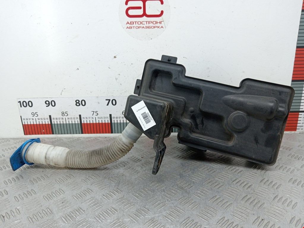 Бачок омывателя VOLKSWAGEN Tiguan 2007-2016