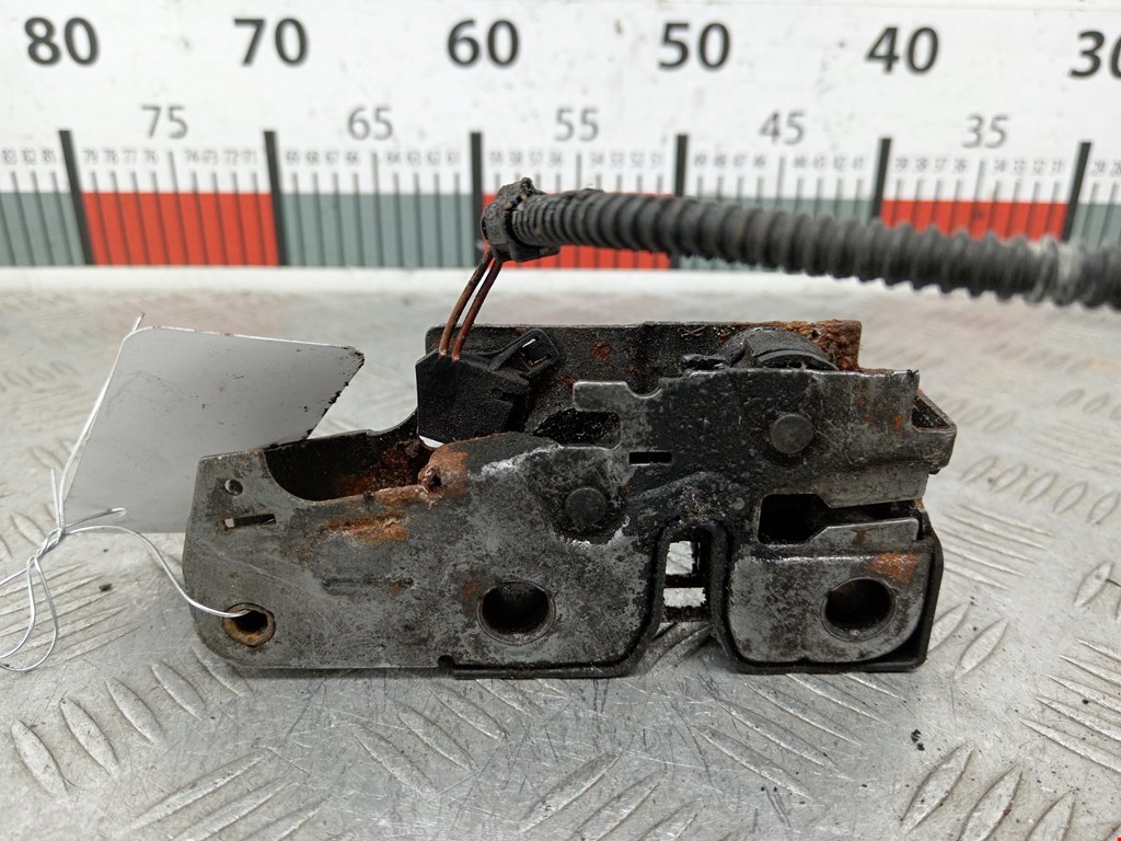 Замок капота VOLKSWAGEN Tiguan 2007-2016