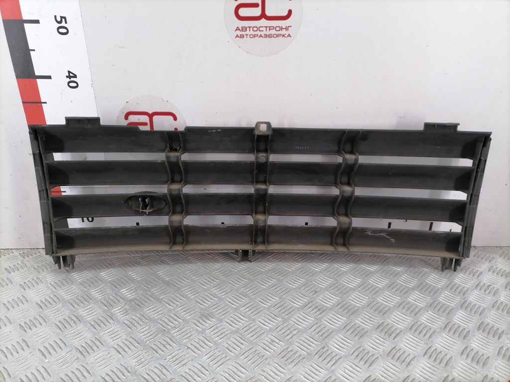 Решетка радиатора LAND ROVER Range Rover 2002-2012