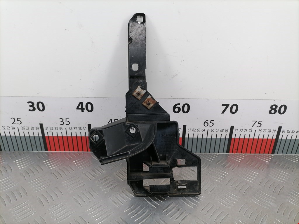 Кронштейн переднего бампера правый LAND ROVER Range Rover 2002-2012