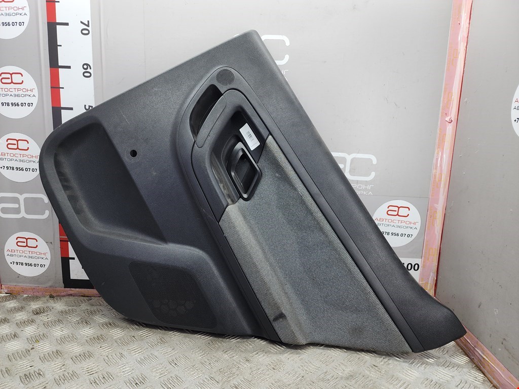 Обшивка (карта) двери задней правой Skoda Fabia 2 (5J) (2007-2014)