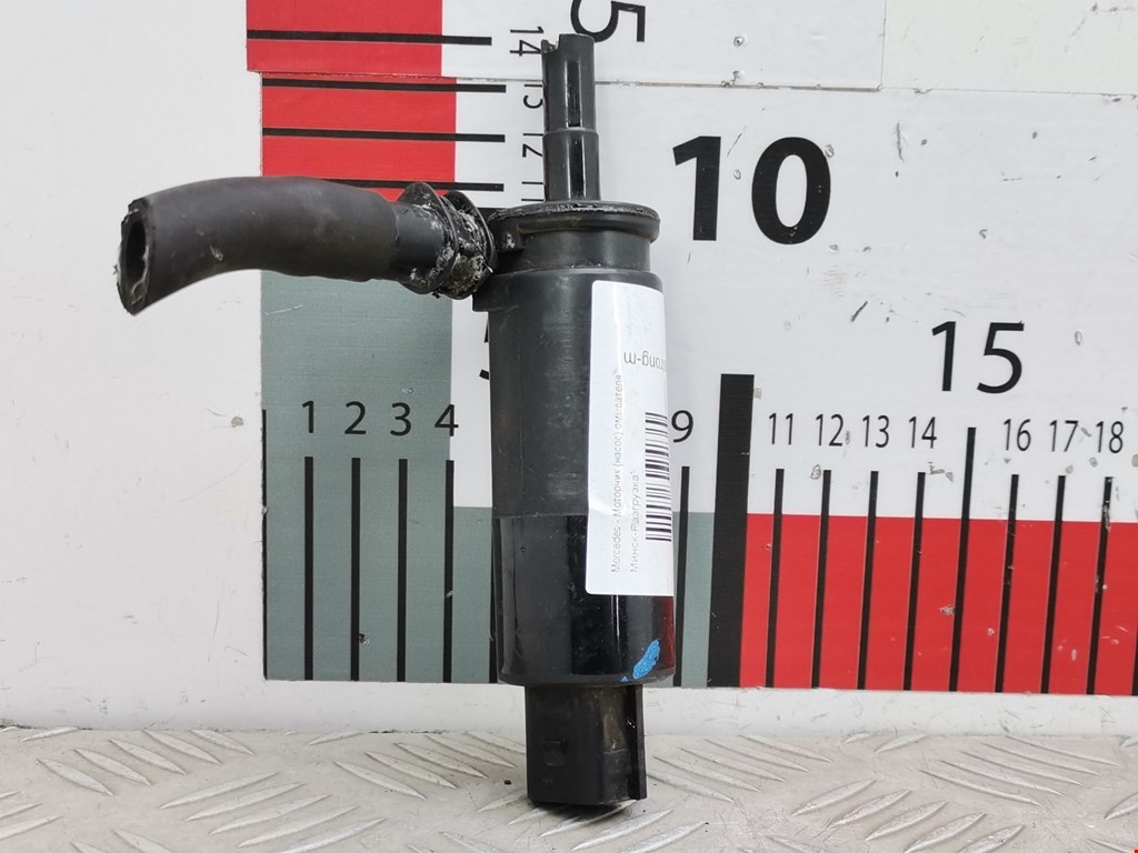 Насос (моторчик) омывателя Mercedes S-Class (W220) (1998-2005)