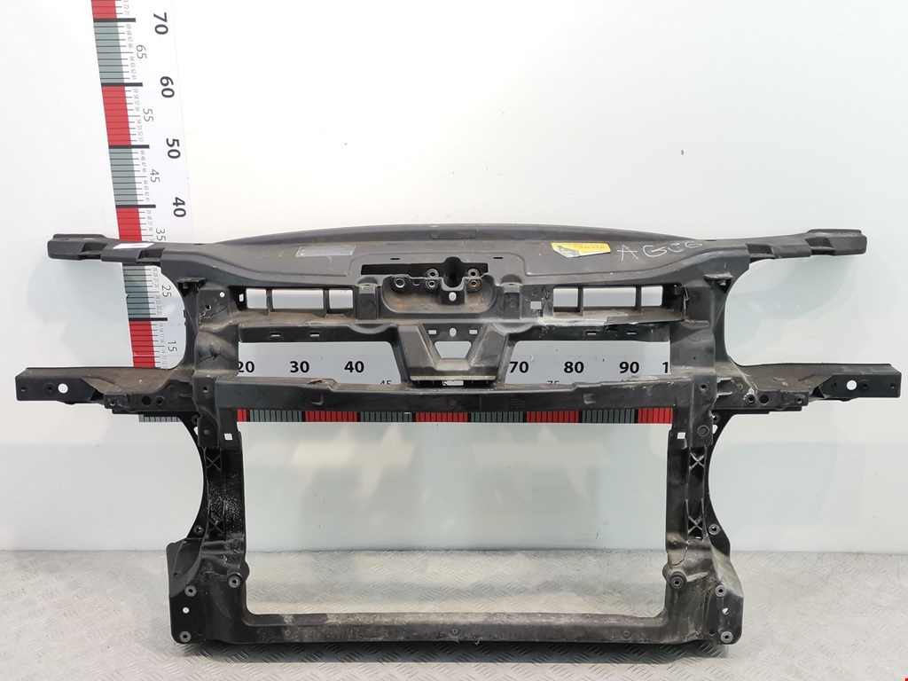 Панель передняя (передняя монтажная панель рамка передняя телевизор) Volkswagen Touran 1 (2003-2015)