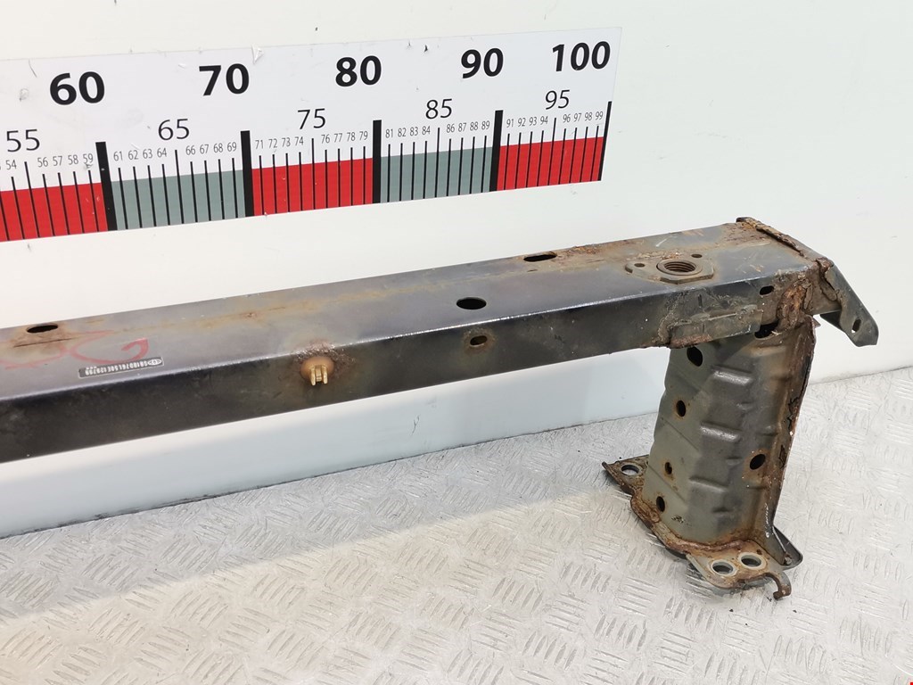 Усилитель переднего бампера (передний) TOYOTA Avensis 2009-2015